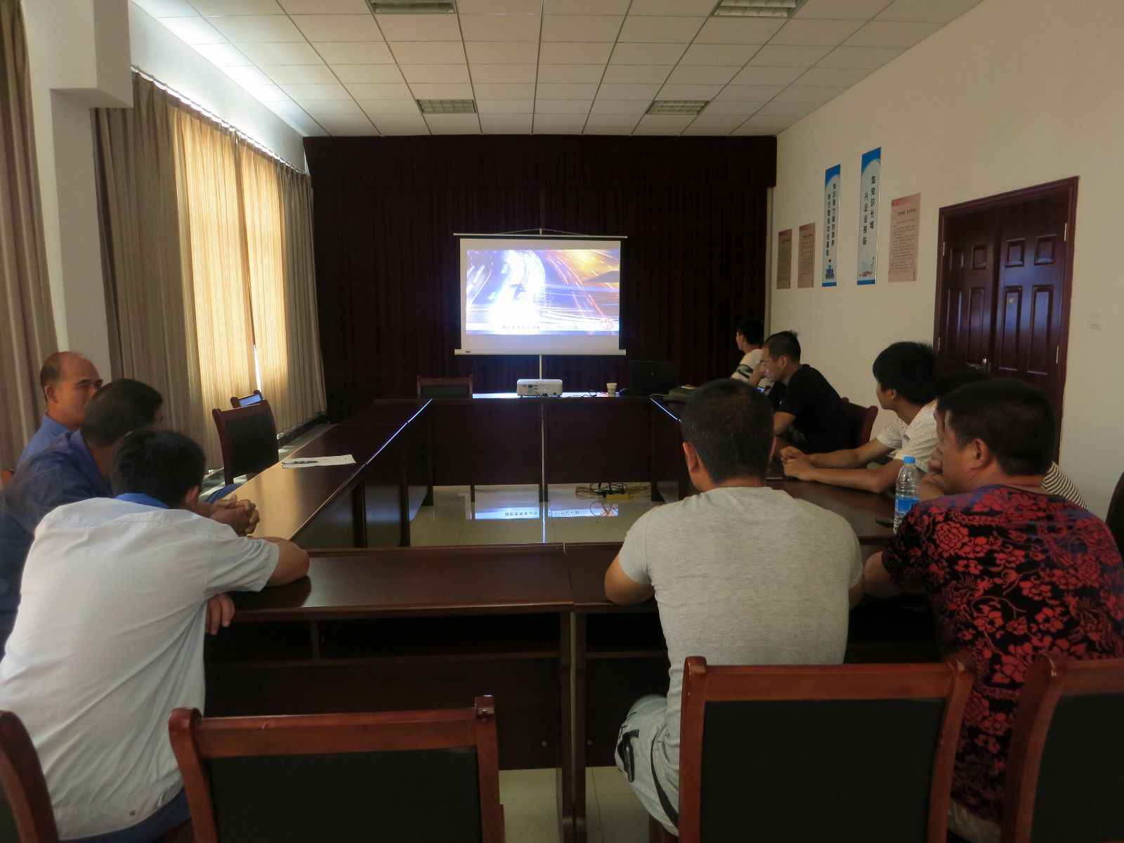 公交大浦廠、維修公司共同開(kāi)展專題培訓(xùn)活動(dòng)